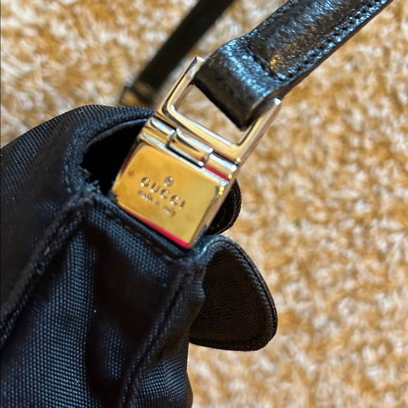 Gucci Jackie Piston Lock Black Shoulder Hand Bag - Picture 9 of 16